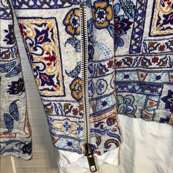 Ruff Hewn women’s sweatshirt with faux blouse - Picture 4 of 4